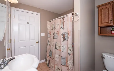 6 Meisner Road Salem NH 03079