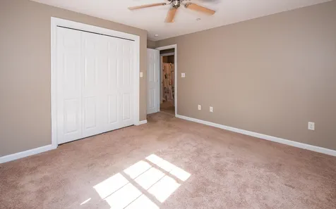 6 Meisner Road Salem NH 03079