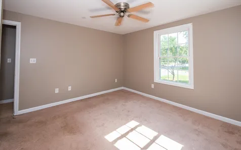6 Meisner Road Salem NH 03079