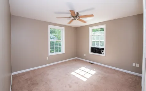 6 Meisner Road Salem NH 03079