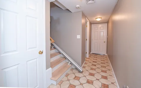 6 Meisner Road Salem NH 03079