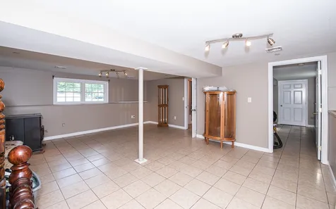 6 Meisner Road Salem NH 03079