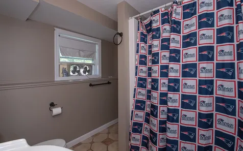 6 Meisner Road Salem NH 03079