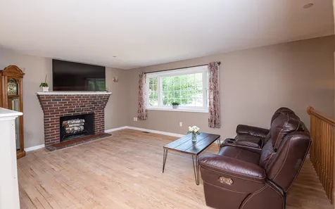 6 Meisner Road Salem NH 03079