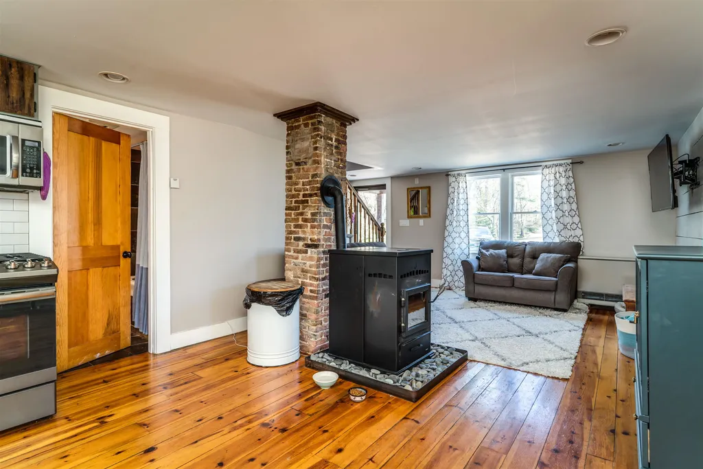 101 Granite Road Effingham NH 03882