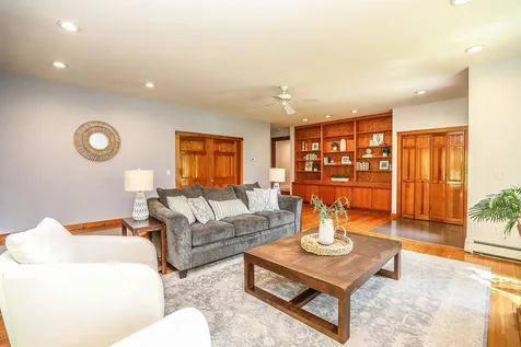 1015 Shirley Avenue Goffstown NH 03045