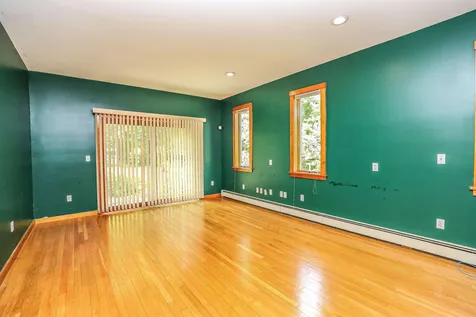 1015 Shirley Avenue Goffstown NH 03045