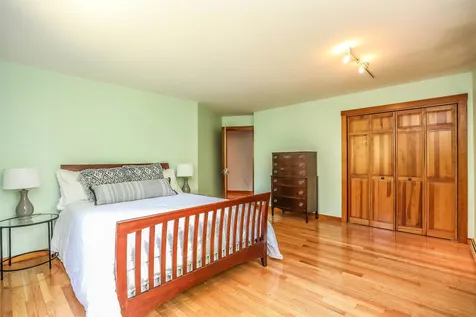 1015 Shirley Avenue Goffstown NH 03045