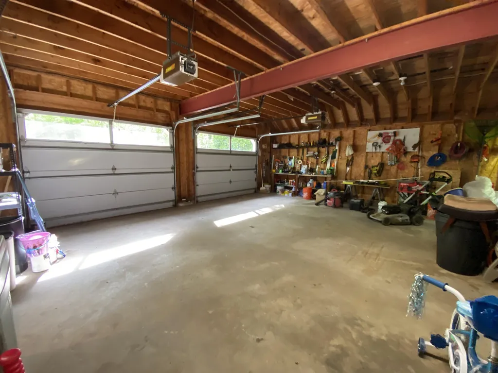 6 Thornton Lane Lee NH 03861