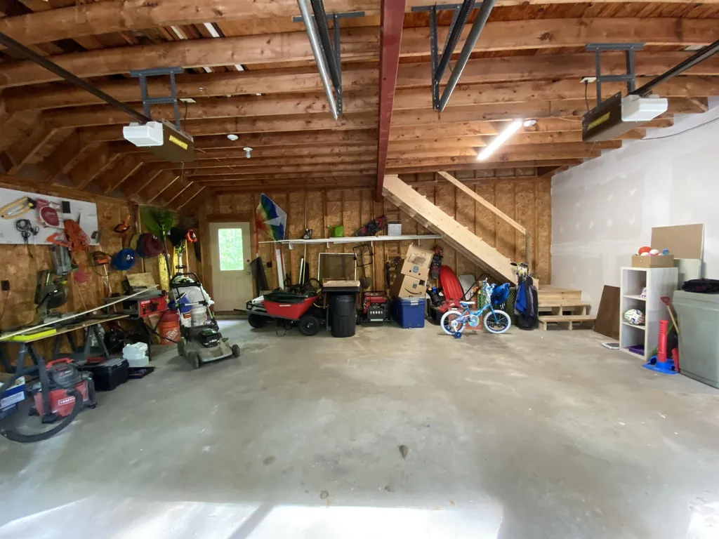 6 Thornton Lane Lee NH 03861