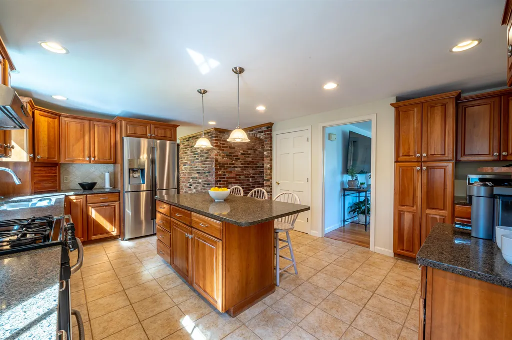 36 Windmill Lane Hampton NH 03842