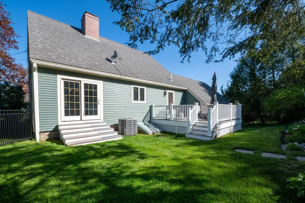 36 Windmill Lane Hampton NH 03842