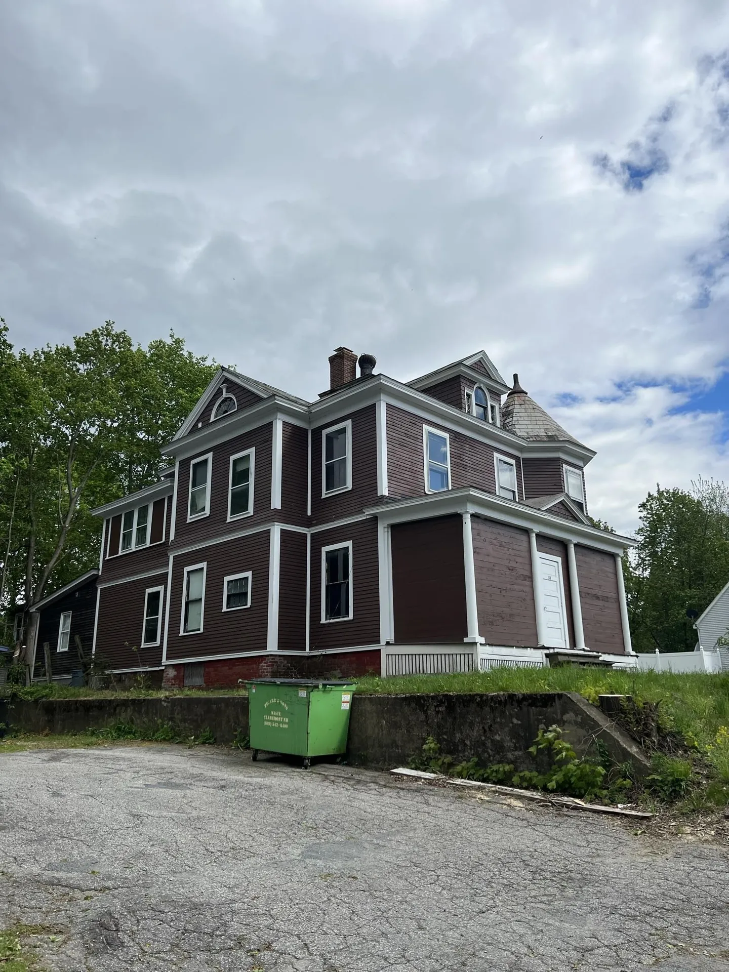 34 High Street Claremont NH 03743