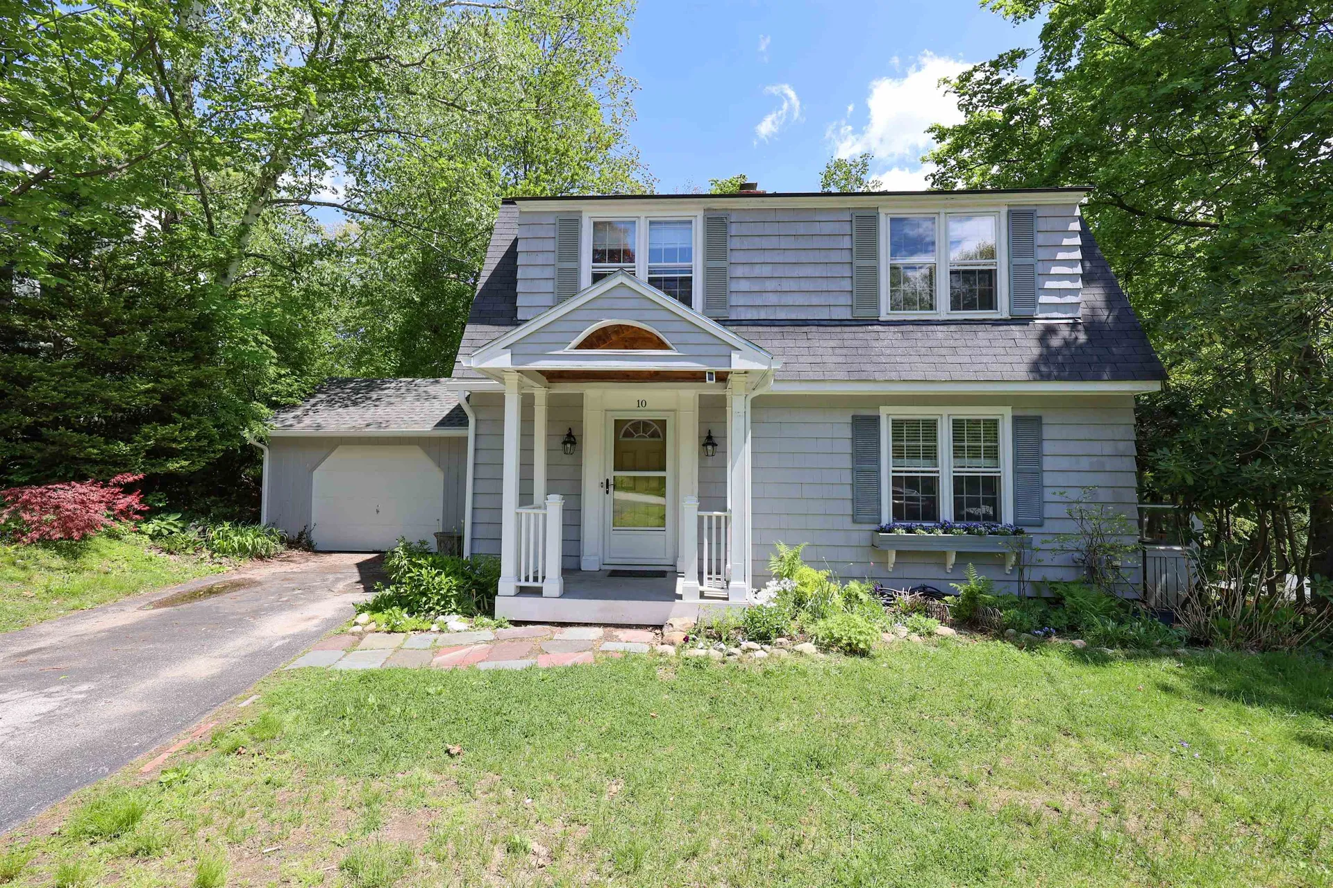 10 Pleasant View Avenue Concord NH 03301