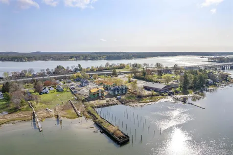 29 Little Bay Drive Dover NH 03820