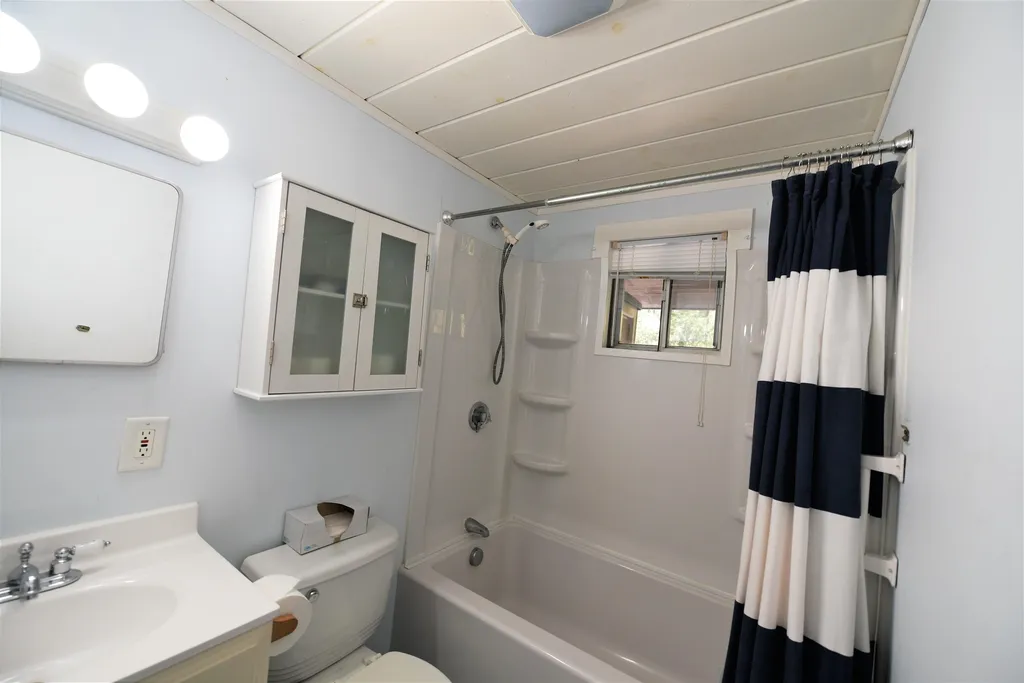 37 Eidelweiss Drive Madison NH 03849