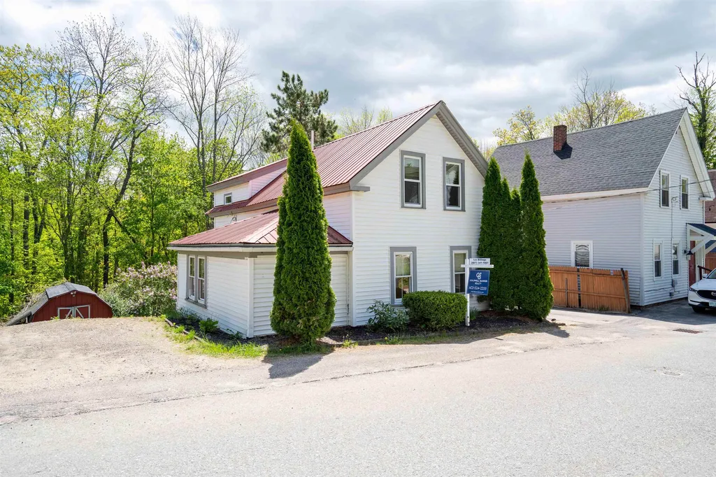 93 Charles Street Milton NH 03851