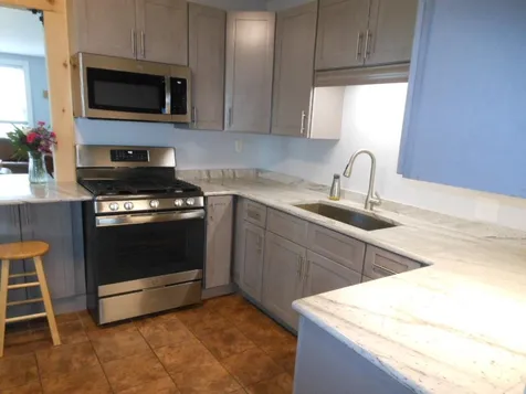 362 Myrtle Street Manchester NH 03104