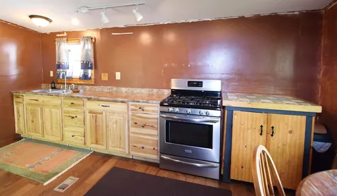 13 Franklin Street Lincoln NH 03251