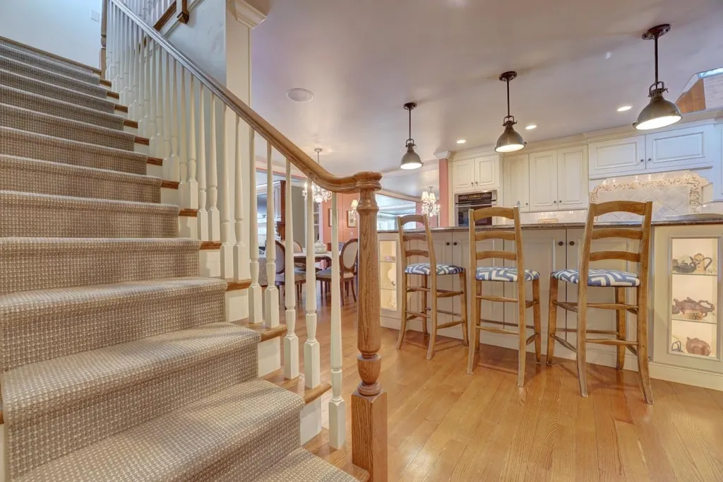 579 Sagamore Avenue Portsmouth NH 03801