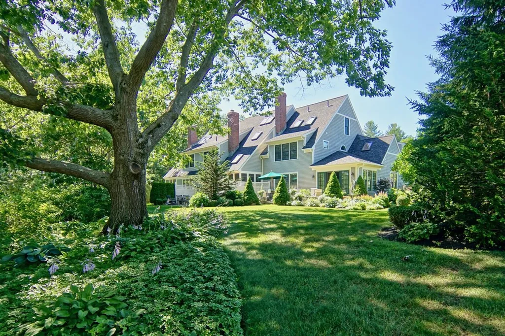 579 Sagamore Avenue Portsmouth NH 03801