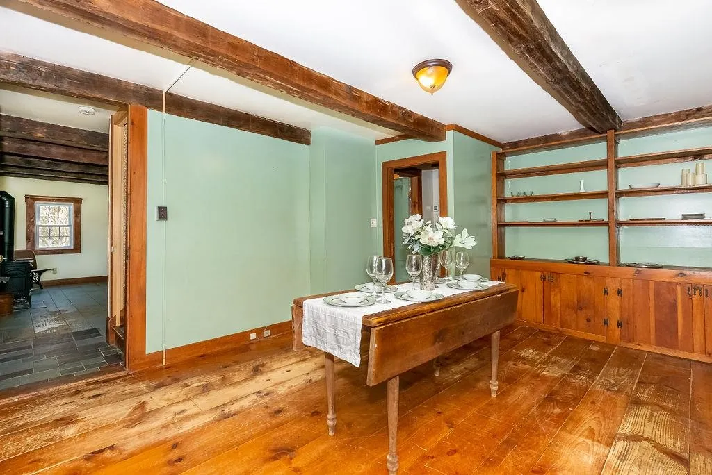 506 Drake Hill Road Strafford NH 03884