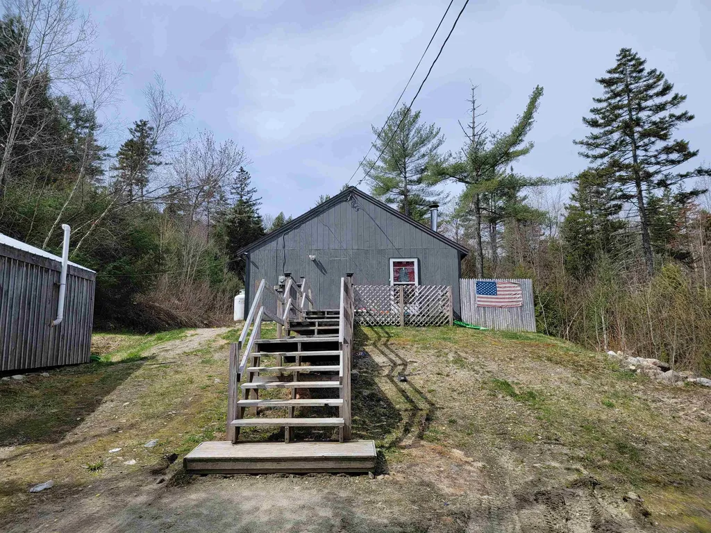 333 Dean Road Grafton NH 03240
