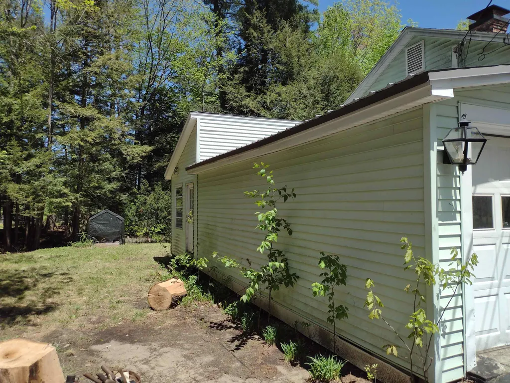 2 Maple Street Plymouth NH 03264