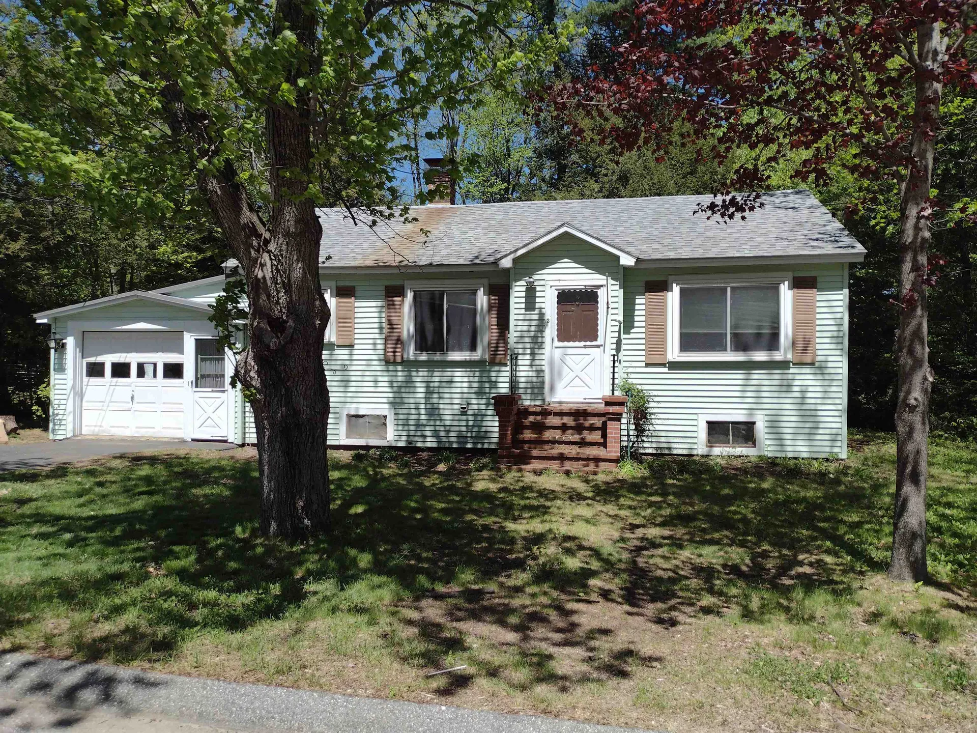 2 Maple Street Plymouth NH 03264