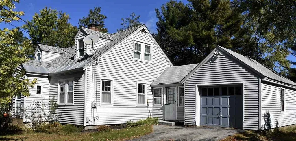 25 Canterbury Road Concord NH 03301
