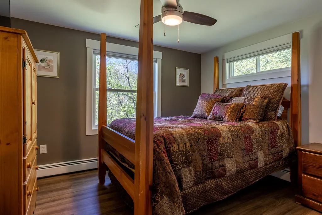3 Grant Road Hanover NH 03755
