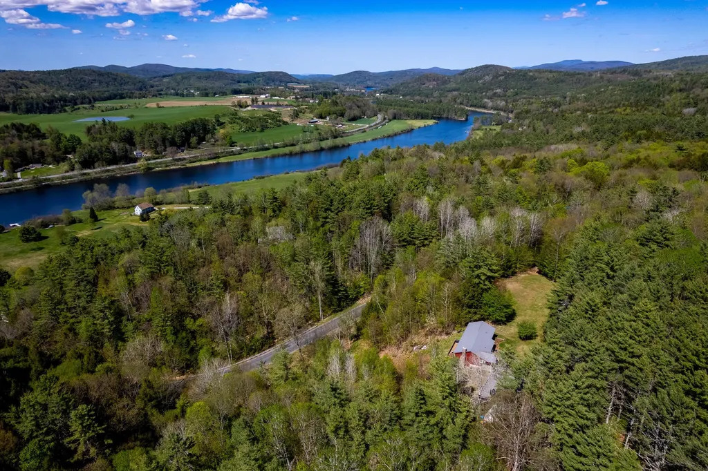 3 Grant Road Hanover NH 03755