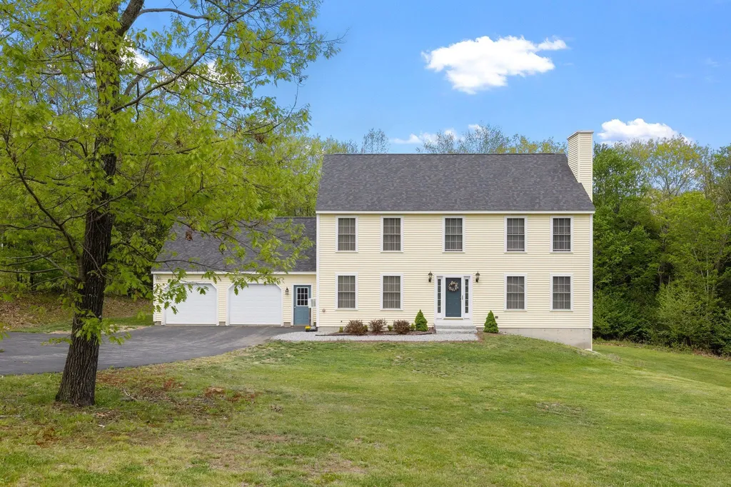 40 Thistle Hill Road Loudon NH 03307