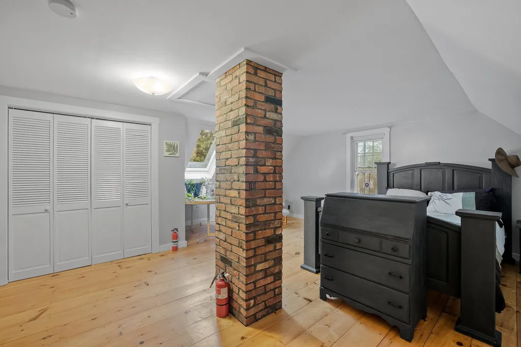 734 South Main Street Bristol NH 03222