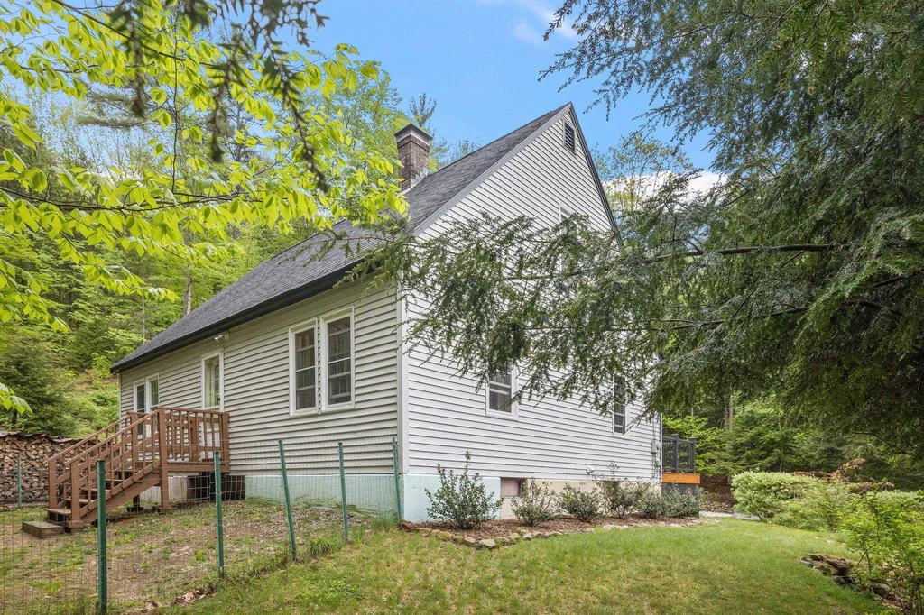 734 South Main Street Bristol NH 03222