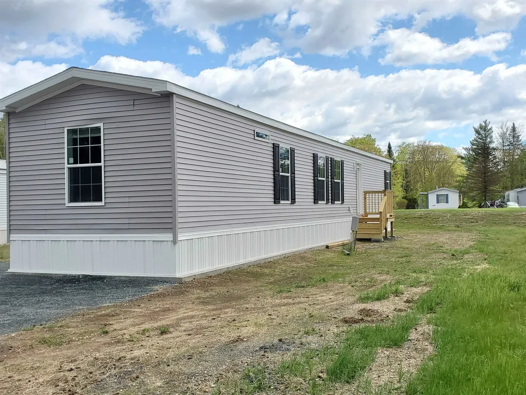 27 Smith Drive Canaan NH 03741
