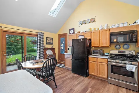 44 Winter Street Tilton NH 03276