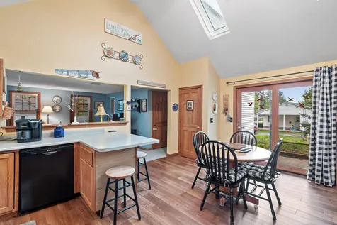44 Winter Street Tilton NH 03276