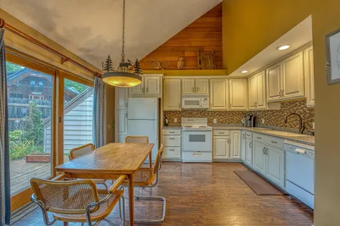 4 Loon Valley Road Lincoln NH 03251