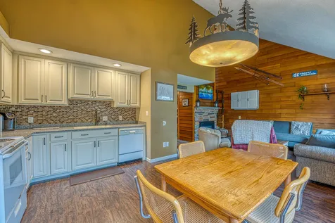 4 Loon Valley Road Lincoln NH 03251