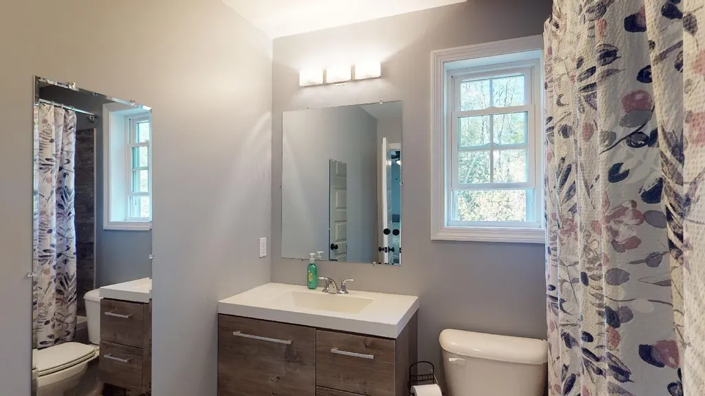 639 Beauty Hill Road Barnstead NH 03218