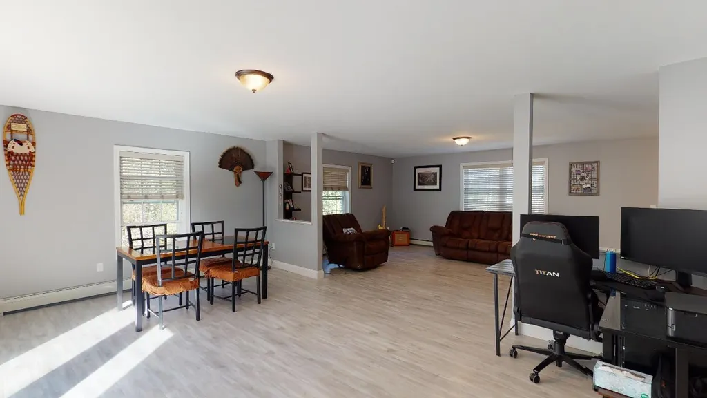 639 Beauty Hill Road Barnstead NH 03218