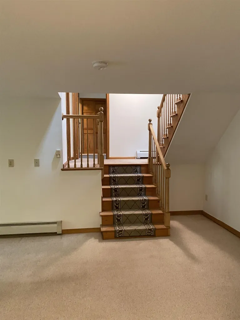 17 Mcintosh Way Greenland NH 03840