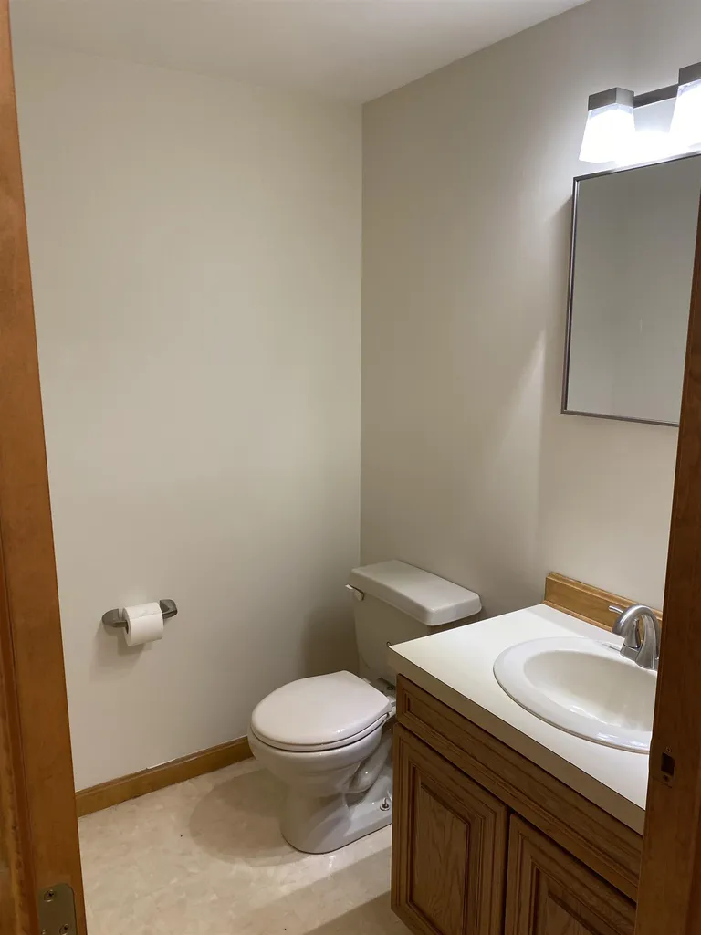 17 Mcintosh Way Greenland NH 03840
