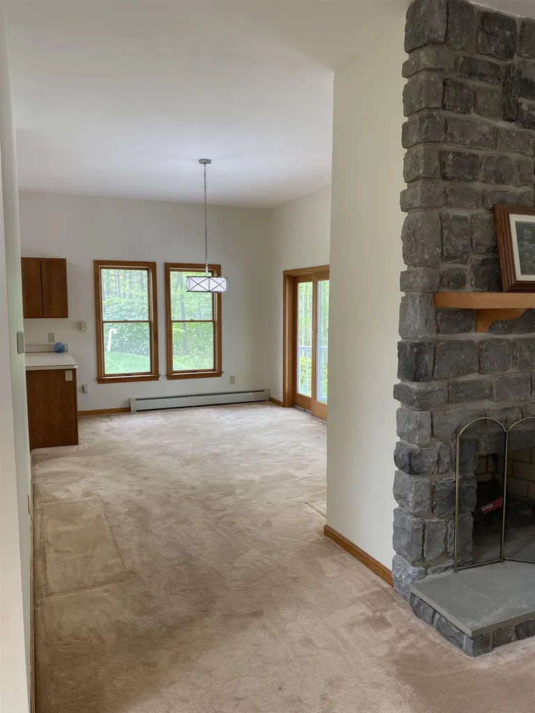 17 Mcintosh Way Greenland NH 03840