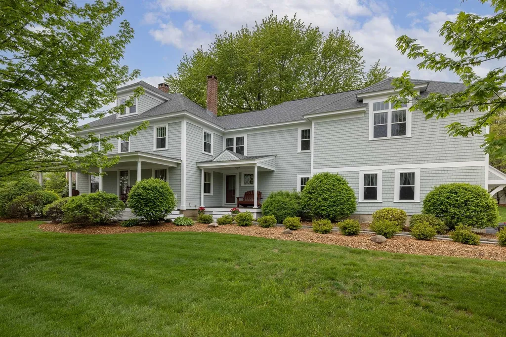 85 High Street Stratham, NH Real Estate Property MLS 4910554