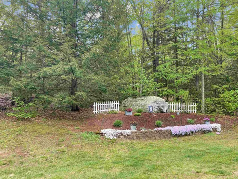 219 North Main Street Boscawen NH 03303