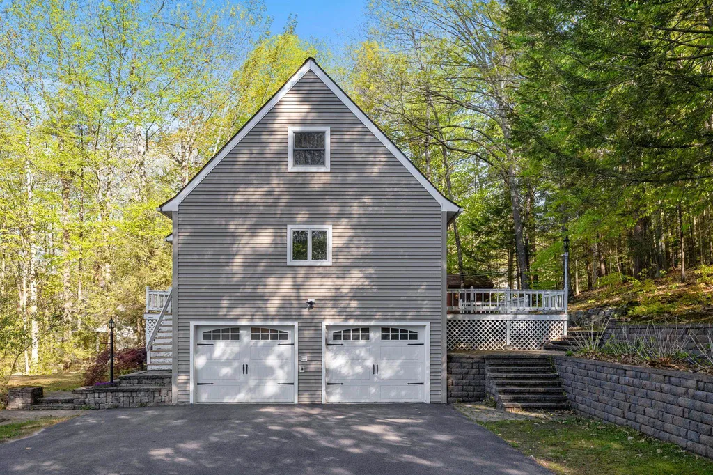 7 Frye Circle Wolfeboro NH 03894