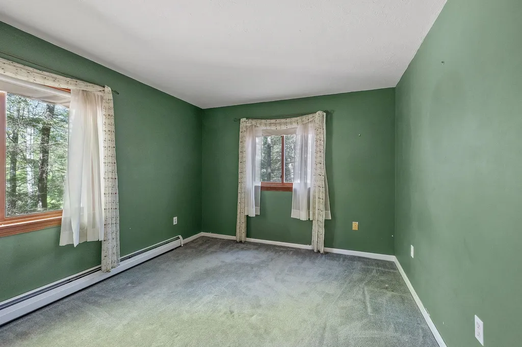 7 Frye Circle Wolfeboro NH 03894