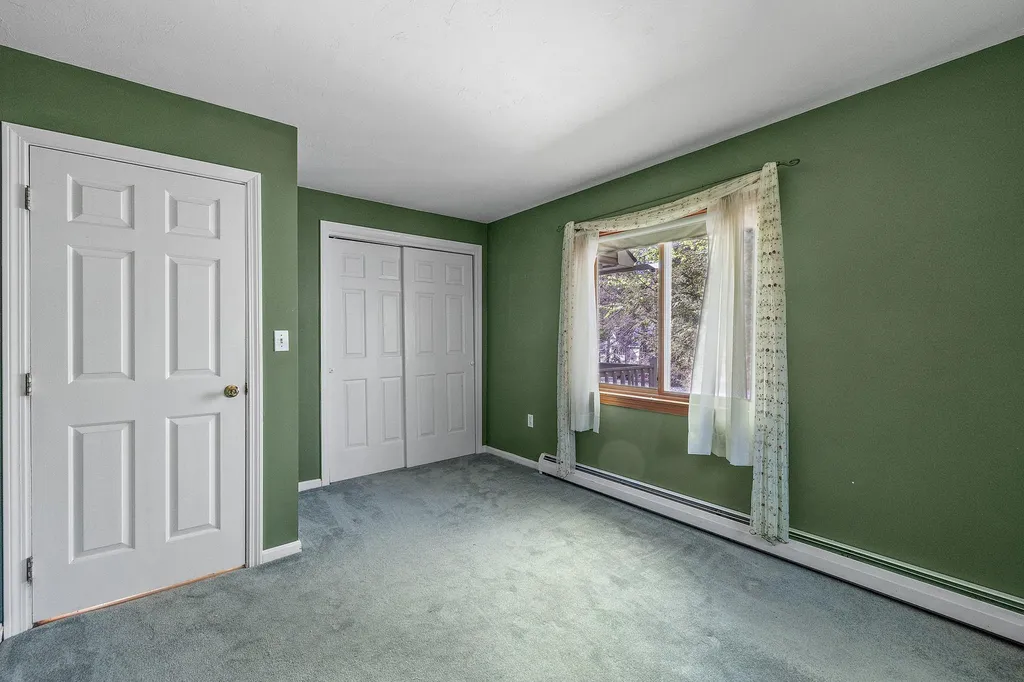 7 Frye Circle Wolfeboro NH 03894